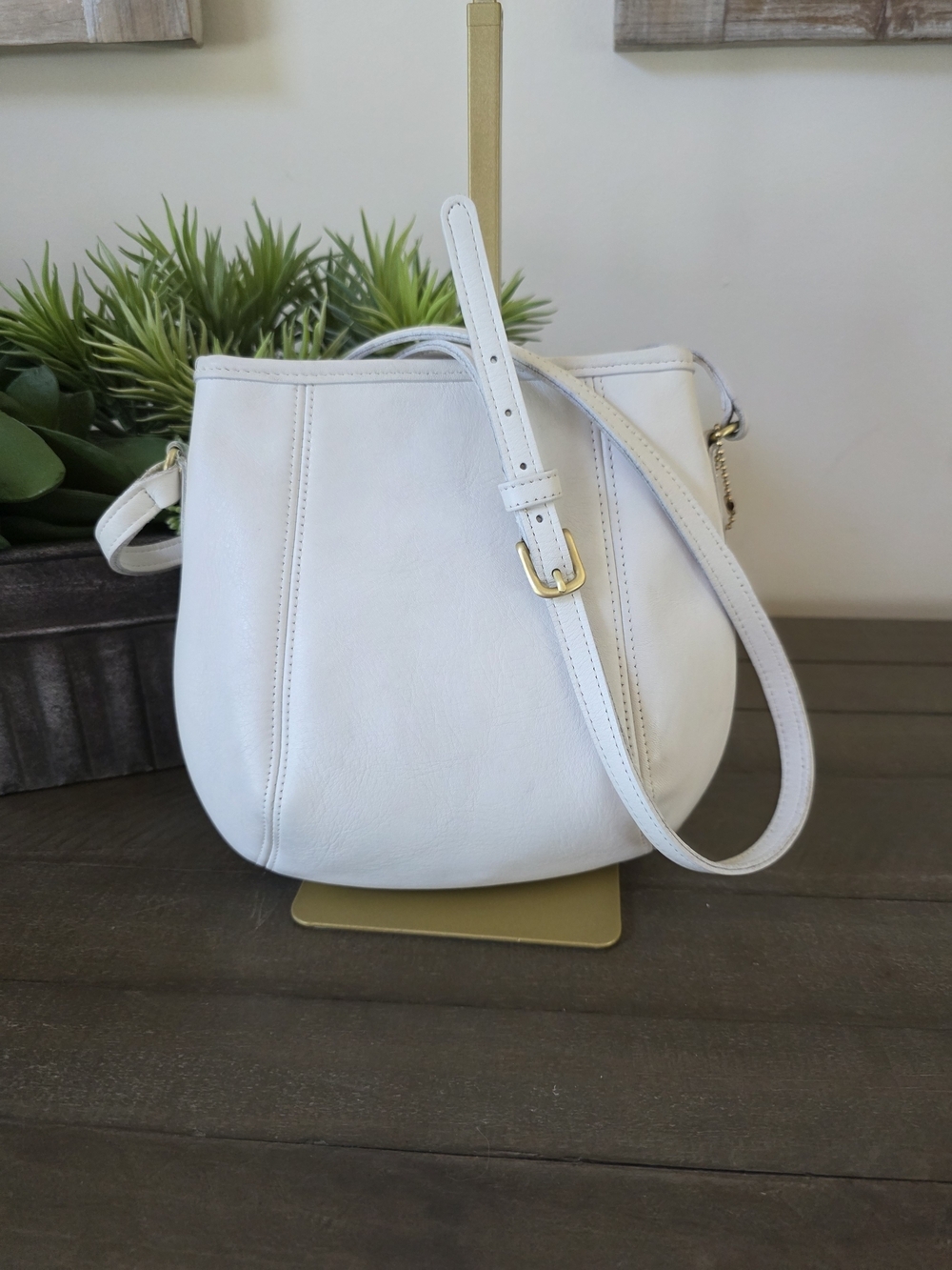 Vintage Coach Small Framed Pouch Crossbody Bag White Glovetanned Leather USA - Picture 9 of 14